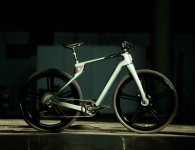 superstrata-bike-ZeuL4rV-Xk8-unsplash.jpg